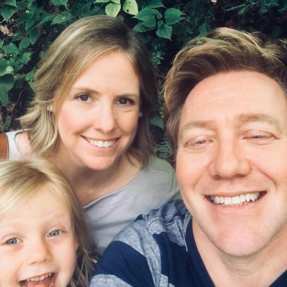 Meet your Posher, Lisa - Picture 1 of 1